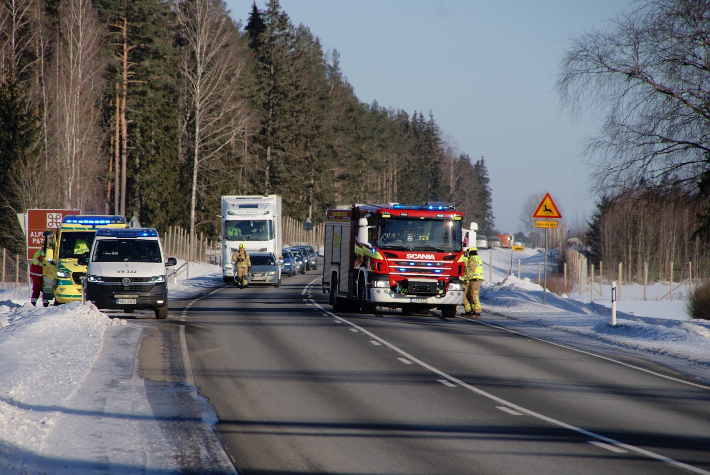 Tilannehuone.fi - Lava-auto Törmäsi Kuorma-autoon Valtatiellä 9 ...