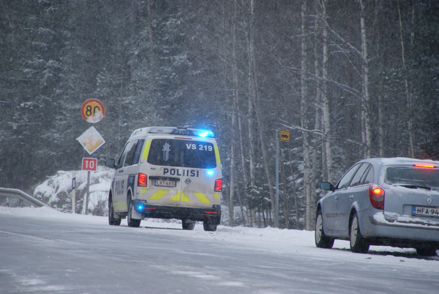 Tilannehuone.fi - Henkilöauto Suistui Ojaan Tarvasjoen Kymppitiellä ...